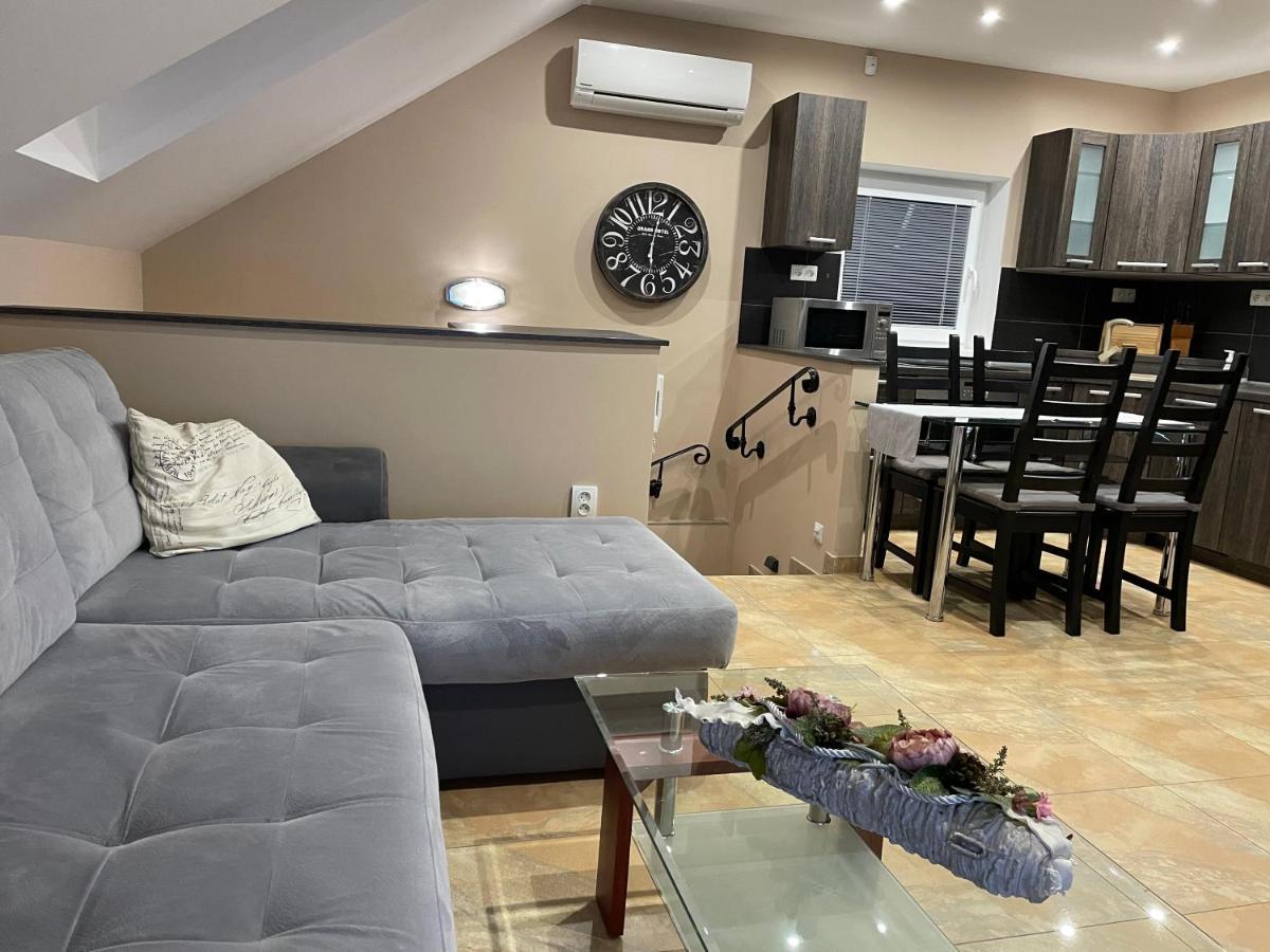 Apartmany Diana Dunajská Streda Exterior foto