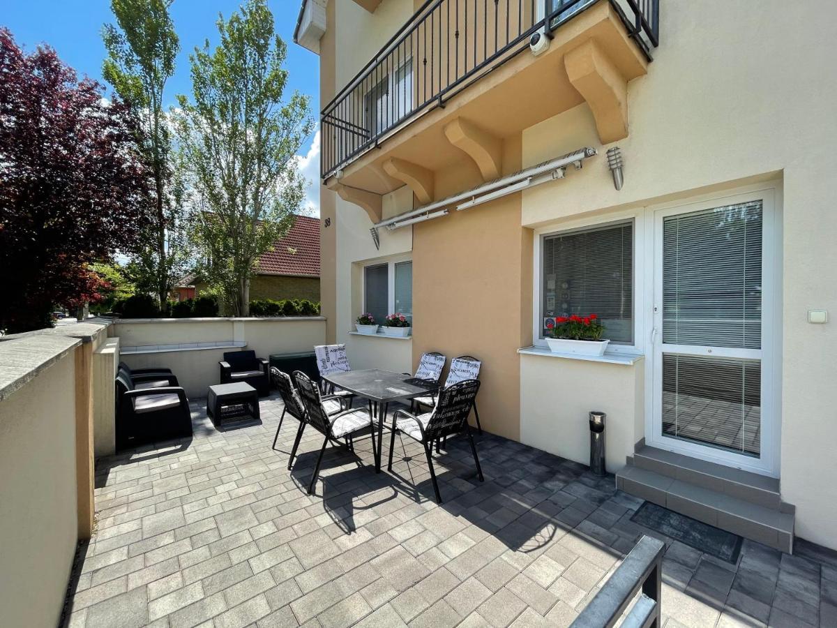 Apartmany Diana Dunajská Streda Exterior foto