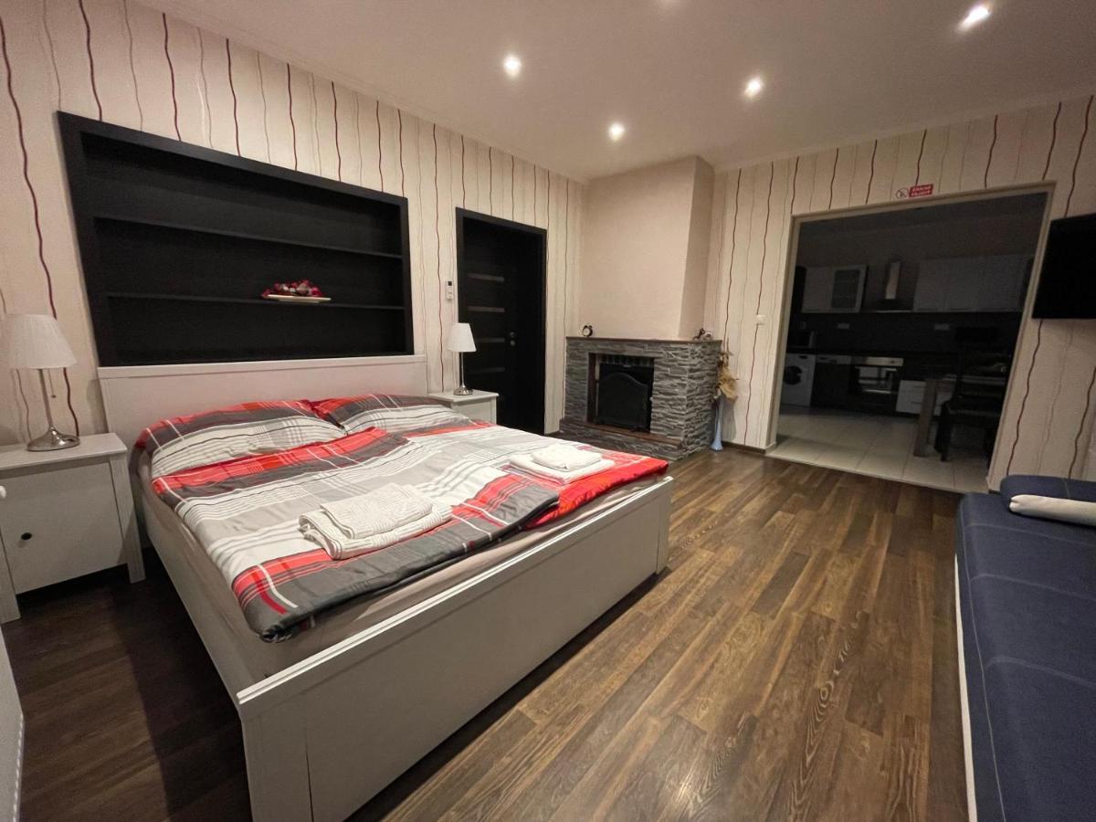 Apartmany Diana Dunajská Streda Exterior foto